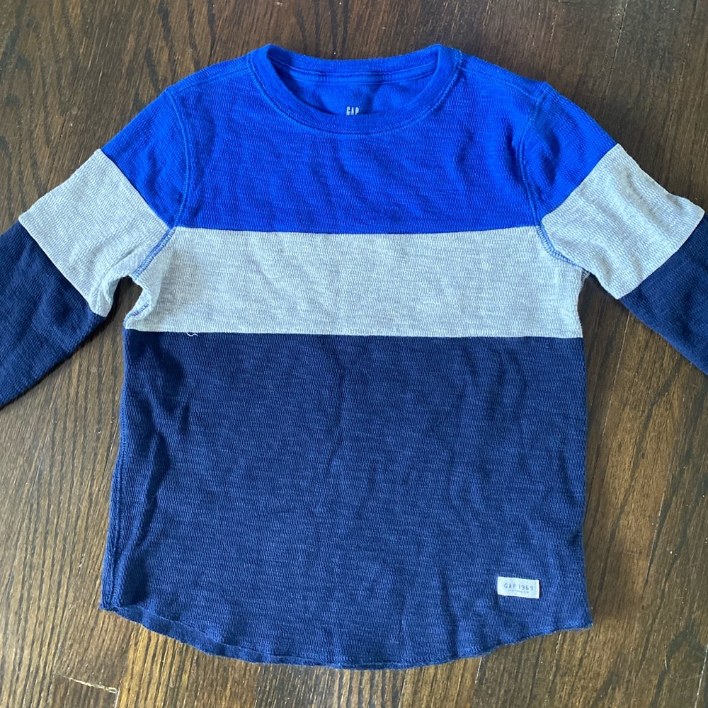 Gap long sleeve shirt size small